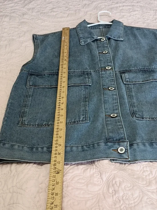 Sleeveless Denim Button-Up Vest in Medium Blue - Picture 2 of 6
